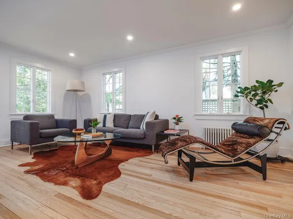 175 AKA 611 Maple Street, Greenport, NY 11944