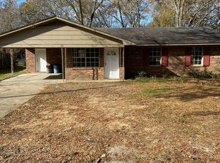 709 5th St, West Point, MS 39773