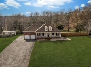 1958 Spencer Mill Rd, Burns, TN 37029