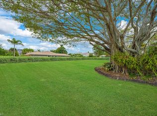 3215 Regatta RD, NAPLES, FL 34103