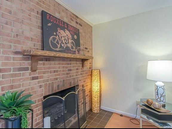4th image of 7823 Davinci Ln