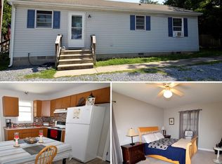 218 N Commerce St, Centreville, MD 21617