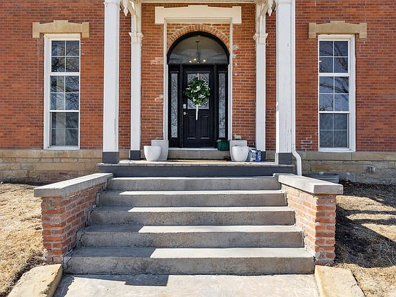 3rd image of 3615 190th St