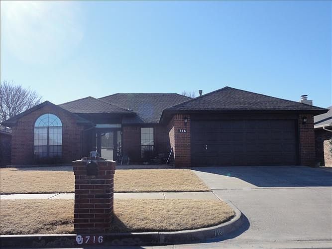 1st image of 716 SW 153rd St