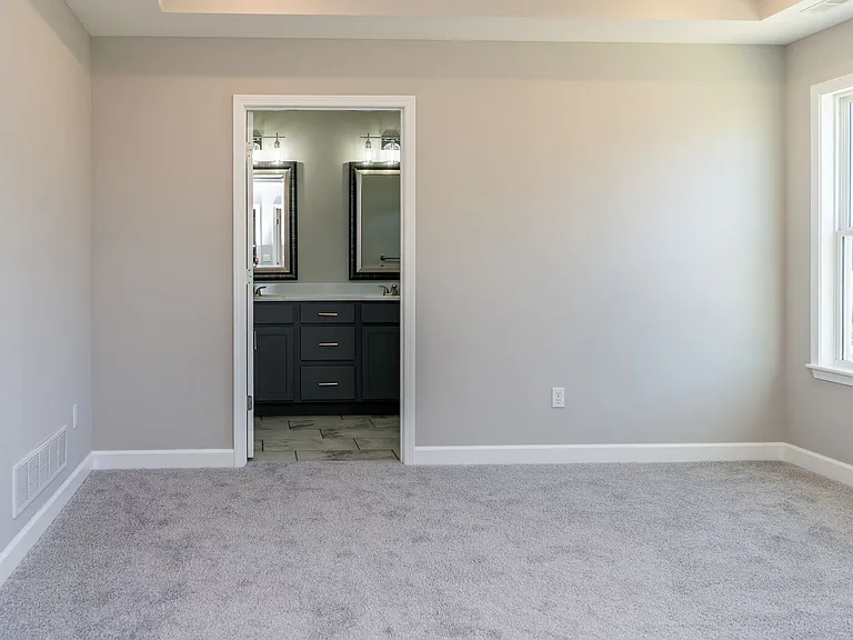 4820 Valley Forge Cir — Photo 37
