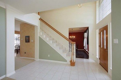 4th image of 1298 Bradford Dr