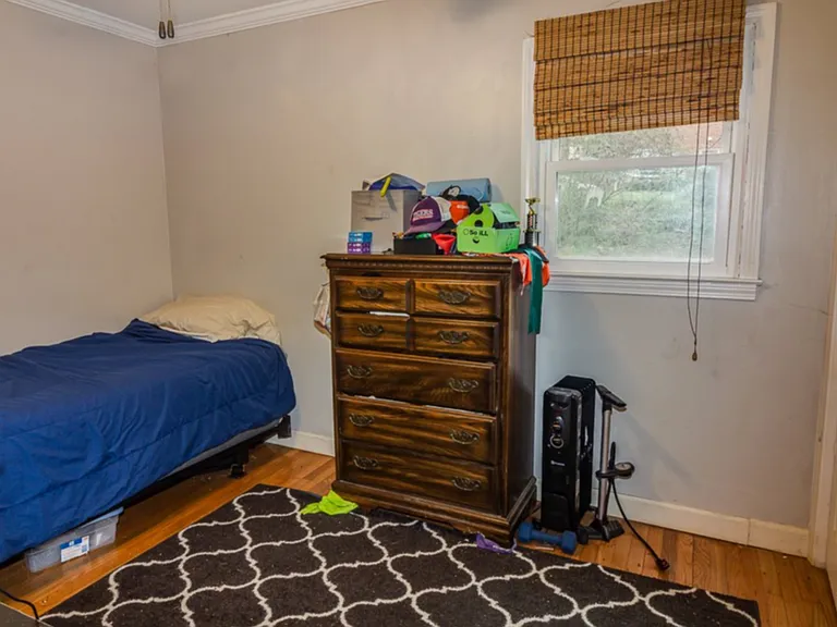 127 Clemson St — Photo 9