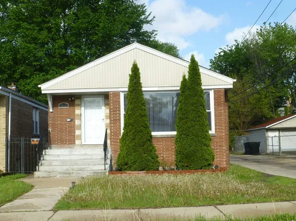 7914 S Richmond St, Chicago, IL 60652