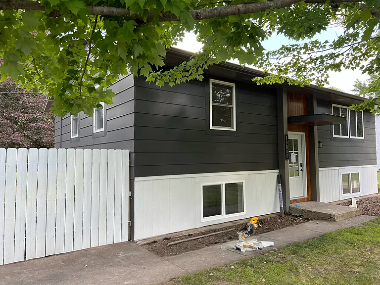 13845 Underclift St NW — Photo 6