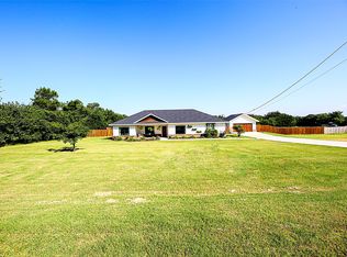 1510 N Matthews St, Bowie, TX 76230