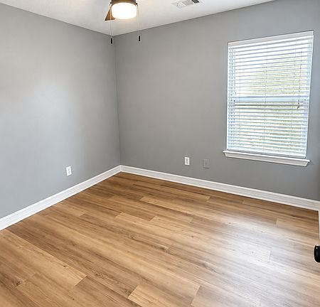 5th image of 7414 Double Meadows Ct