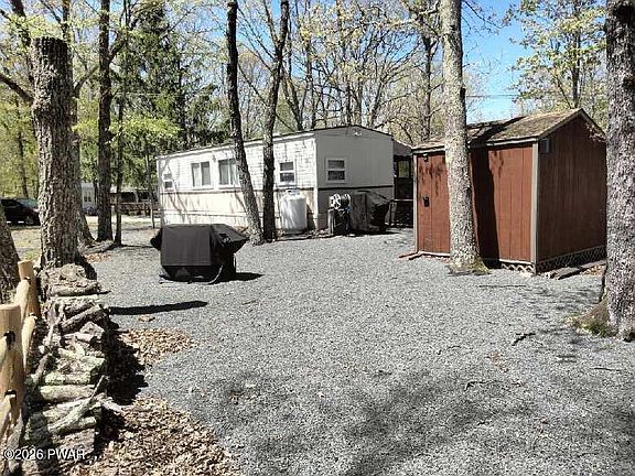 4th image of 120 Forest Glen Dr
