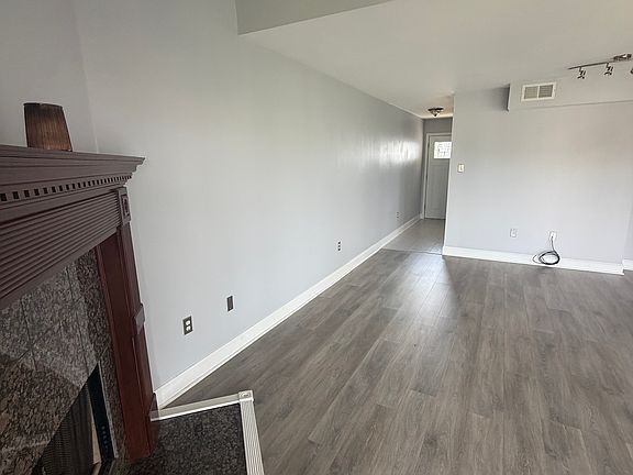 4th image of 112 Northshore Cir #A