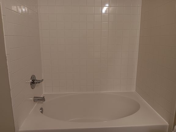 5th image of 6300 Mammoth Springs Dr