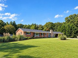 158 Border Ln, Pinnacle, NC 27043