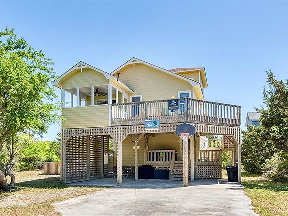 2nd image of 41046 Latitude Ln