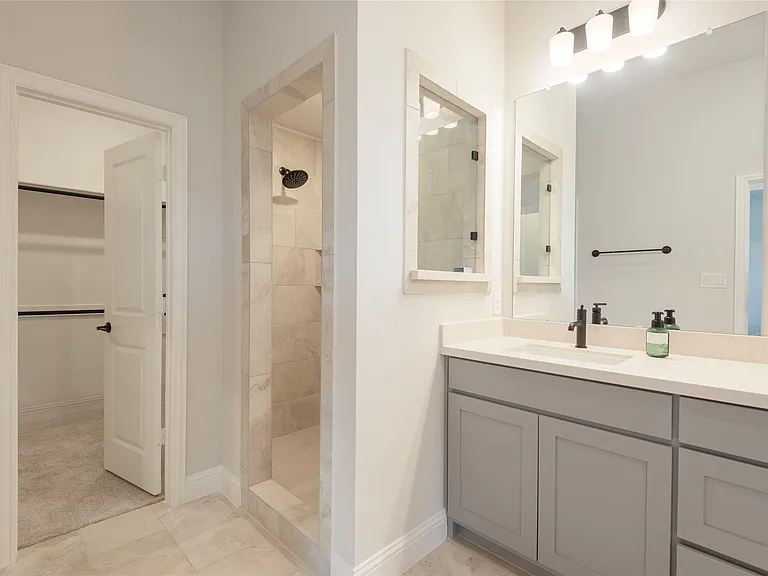 3675 Honeycutt Dr — Photo 22