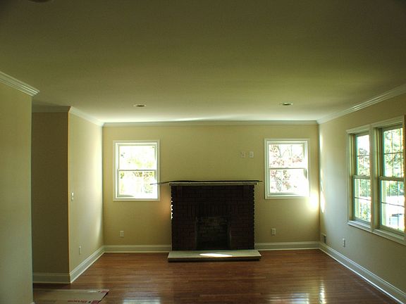 Family Room w/ Fireplace