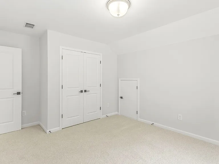 8826 Credence Dr — Photo 8