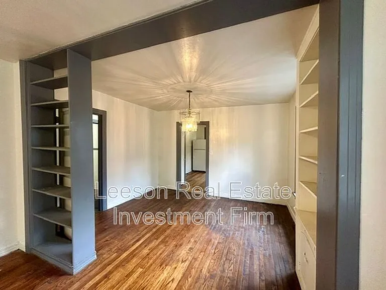 3407 Lillian St — Photo 7