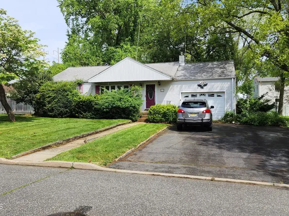 53 Frances Street, Shrewsbury Boro, NJ 07702