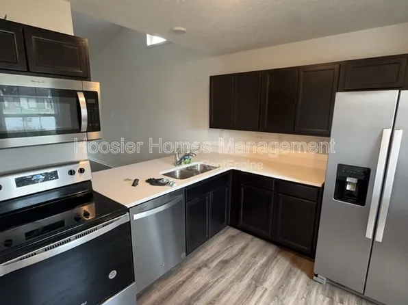 1347 Norfolk Cir, Indianapolis, IN 46224