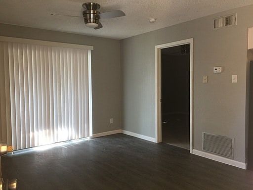 1st image of 100 Cloudhaven Dr APT 101