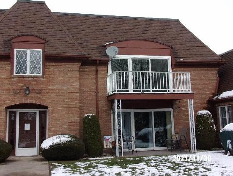 1st image of 458 Woodland Dr