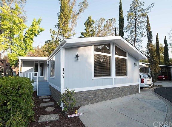 2nd image of 23777 Mulholland Hwy Space 179