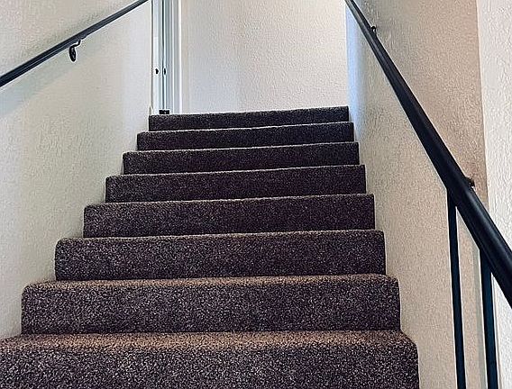 Wide staircase