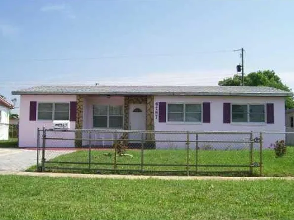 4787 Tortuga Dr, West Palm Beach, FL 33407