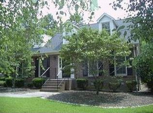 1300 Ashland Dr, Statham, GA 30666