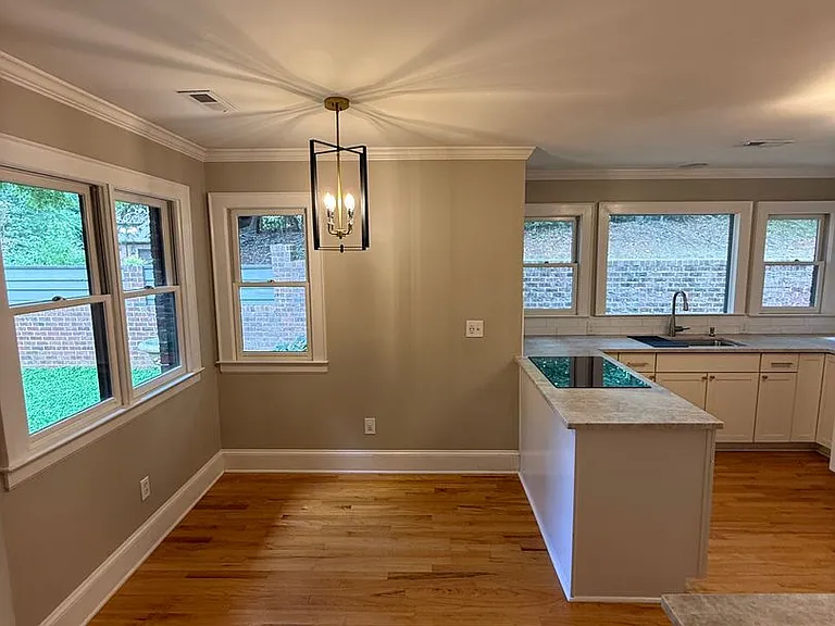 7434 Newmans Ln — Photo 5