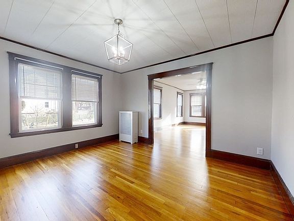 3rd image of 104-106 Waverley Ave