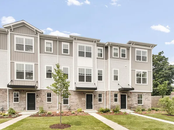 1487 Blaine St, Des Plaines, IL 60018