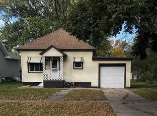 1425 N 6th St, David City, NE 68632