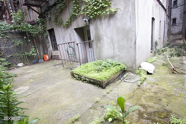 Rented by Corcoran | media 11