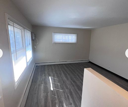 4th image of 1952 Maryland Ave E #17