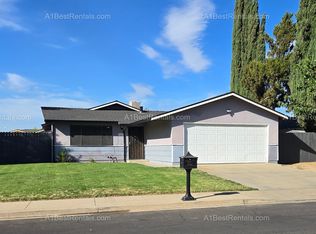 5025 Estates Dr, Modesto, CA 95357