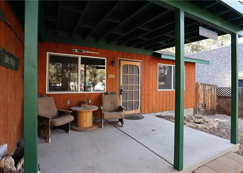 1st image of 390 Kern Ave