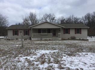 20074 Almy Rd, Howard City, MI 49329