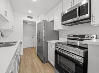 647 Orange Grove Ave UNIT 302, South Pasadena, CA 91030