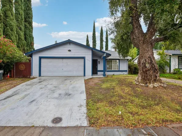 4832 Don Julio Blvd, Sacramento, CA 95842