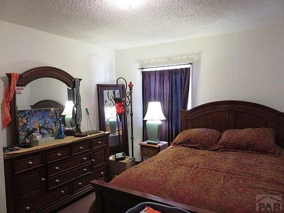 4th image of 2321 N Main St