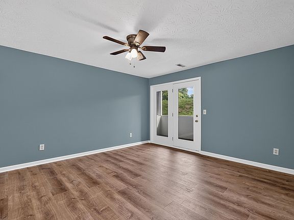 4th image of 145 Dale Hollow Dr APT 2