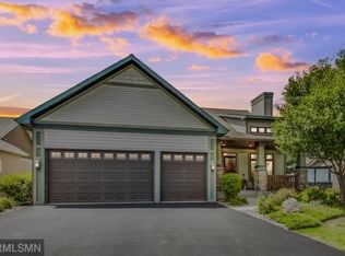 1078 Wyncrest Ct, Woodbury, MN 55129