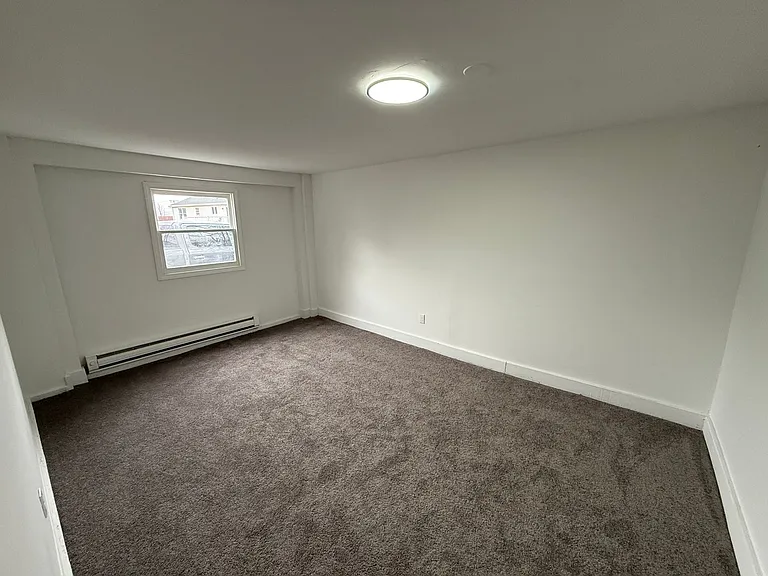 17 N Maple St — Photo 16