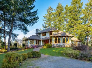 240 Viaduct Ave W, Saanich, BC V9E 2B6