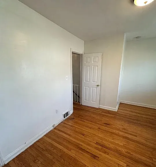 3337 Clay St NE — Photo 11