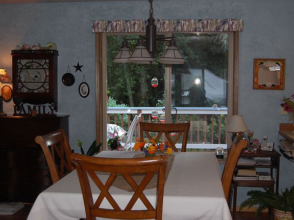 4th image of 20240 Robin Ln NE
